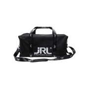 JRL Lightweight Travel Duffle Bag zwart – barber reistas met schouderriem en JRL-logo, vooraanzicht op witte achtergrond
